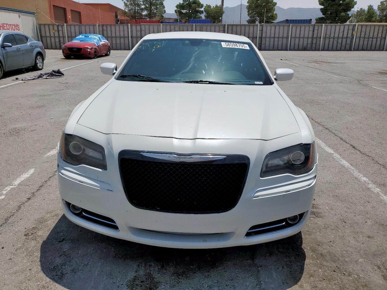2013 Chrysler 300 S - Image 5