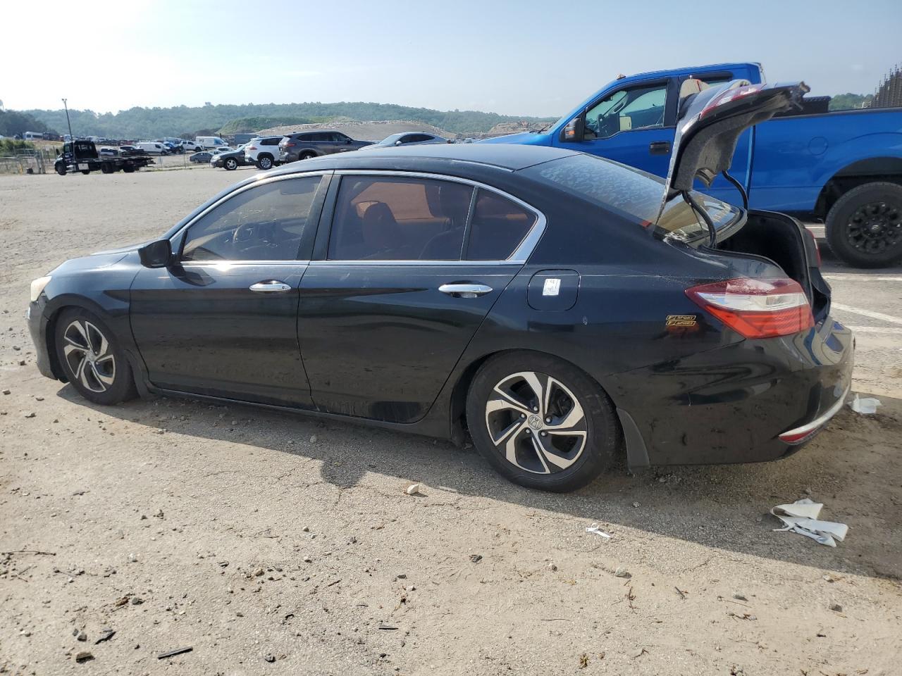2016 Honda Accord Lx - Фото 2