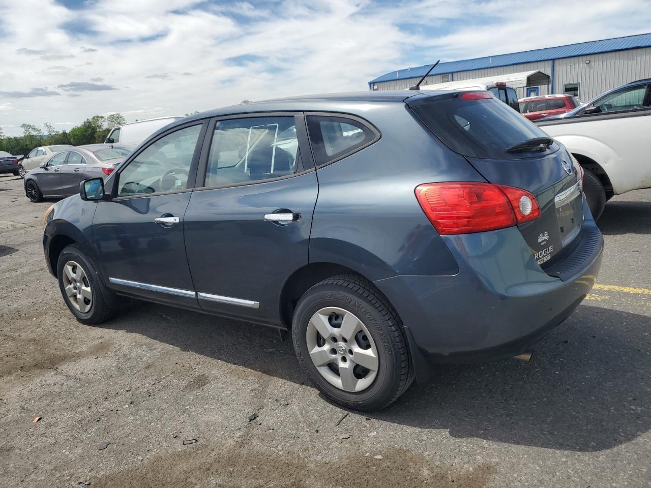 2014 Nissan Rogue Select S - Фото 2