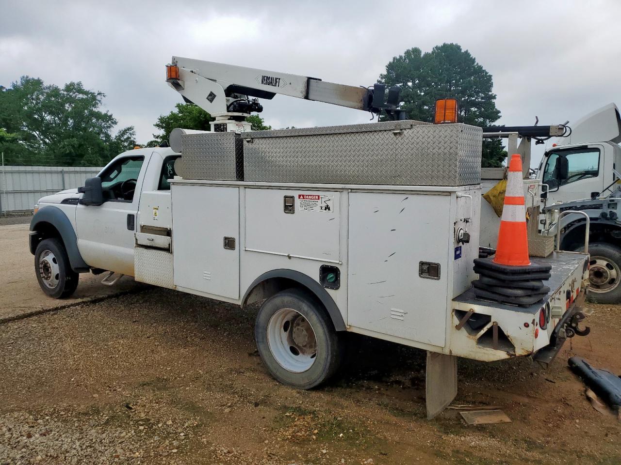 2013 Ford F450 Super Duty - Фото 2