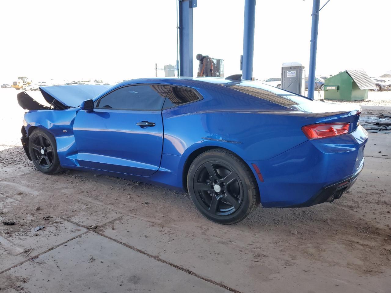 2016 Chevrolet Camaro Lt - Image 2