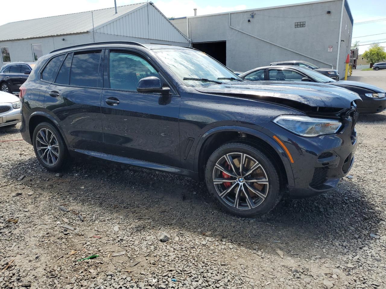 2022 BMW X5 M50I - Фото 4