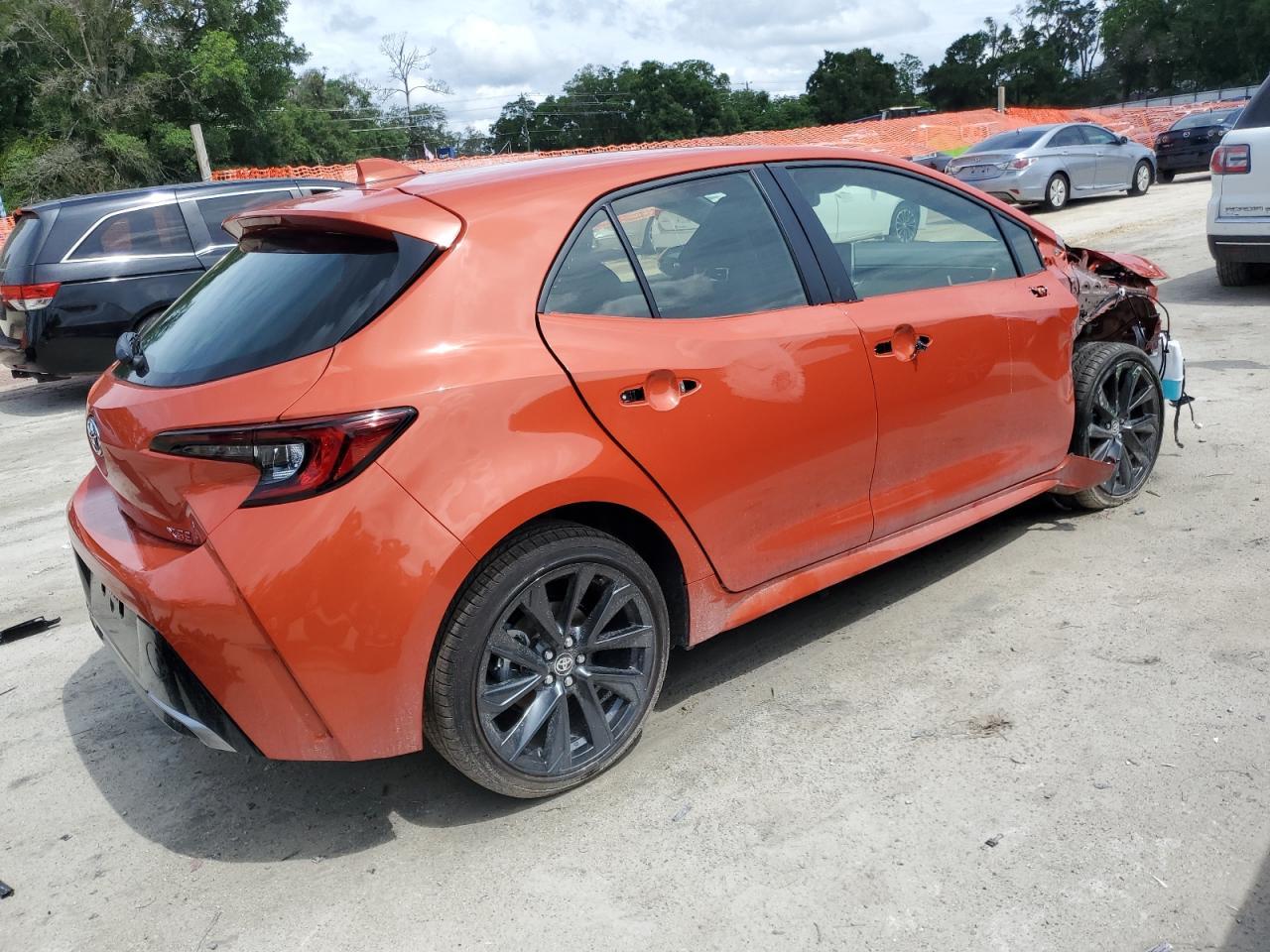 2025 Toyota Corolla Xse - Image 3