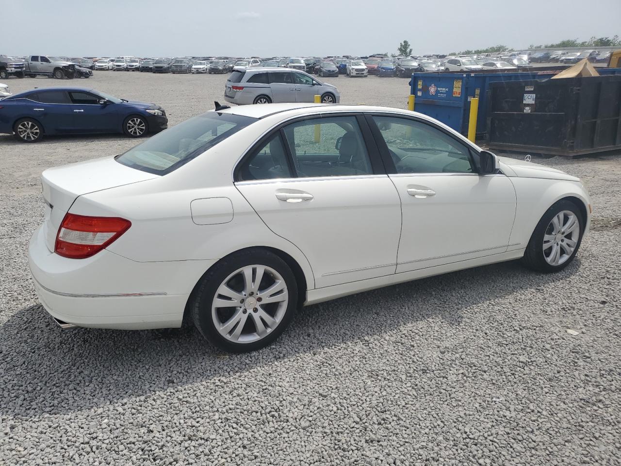 2009 Mercedes-Benz C 300 - Фото 3