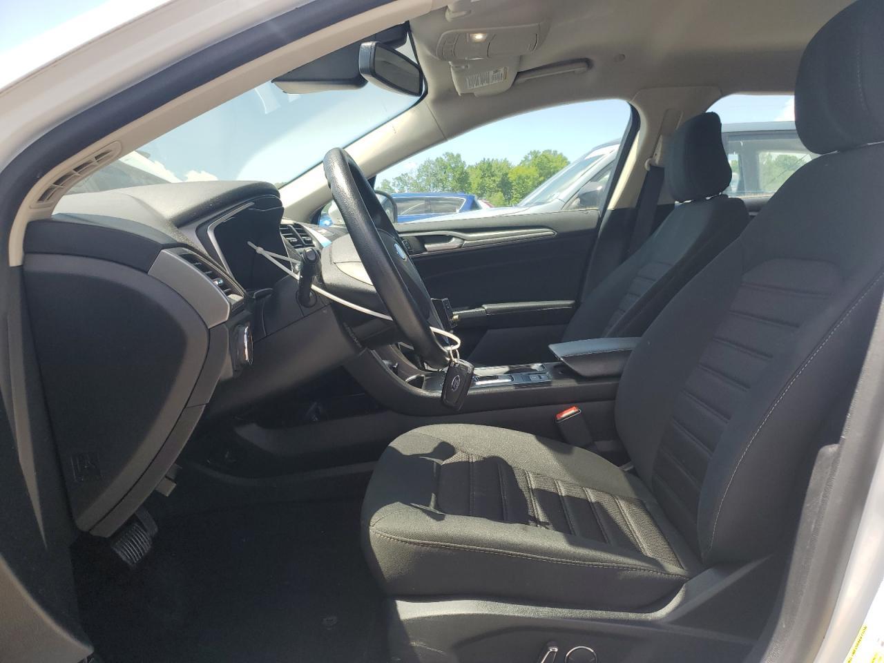 2020 Ford Fusion Se - Фото 7