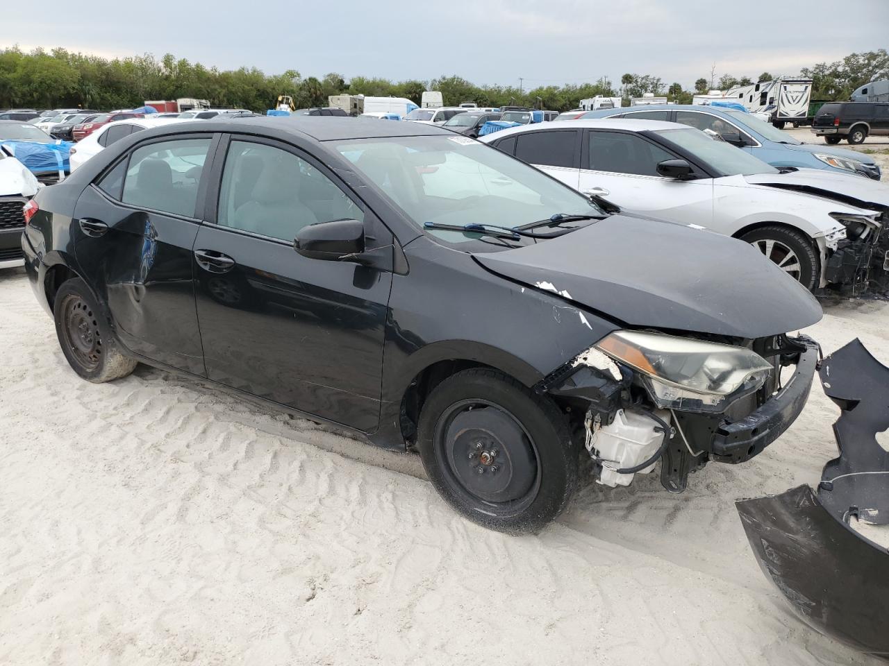 2016 Toyota Corolla L - Фото 4