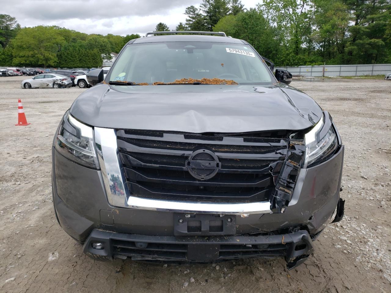 2022 Nissan Pathfinder Sl - Image 5