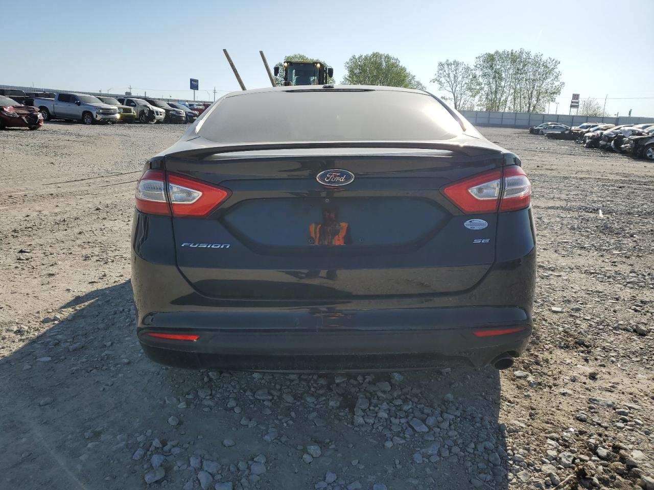 2015 Ford Fusion Se - Фото 6