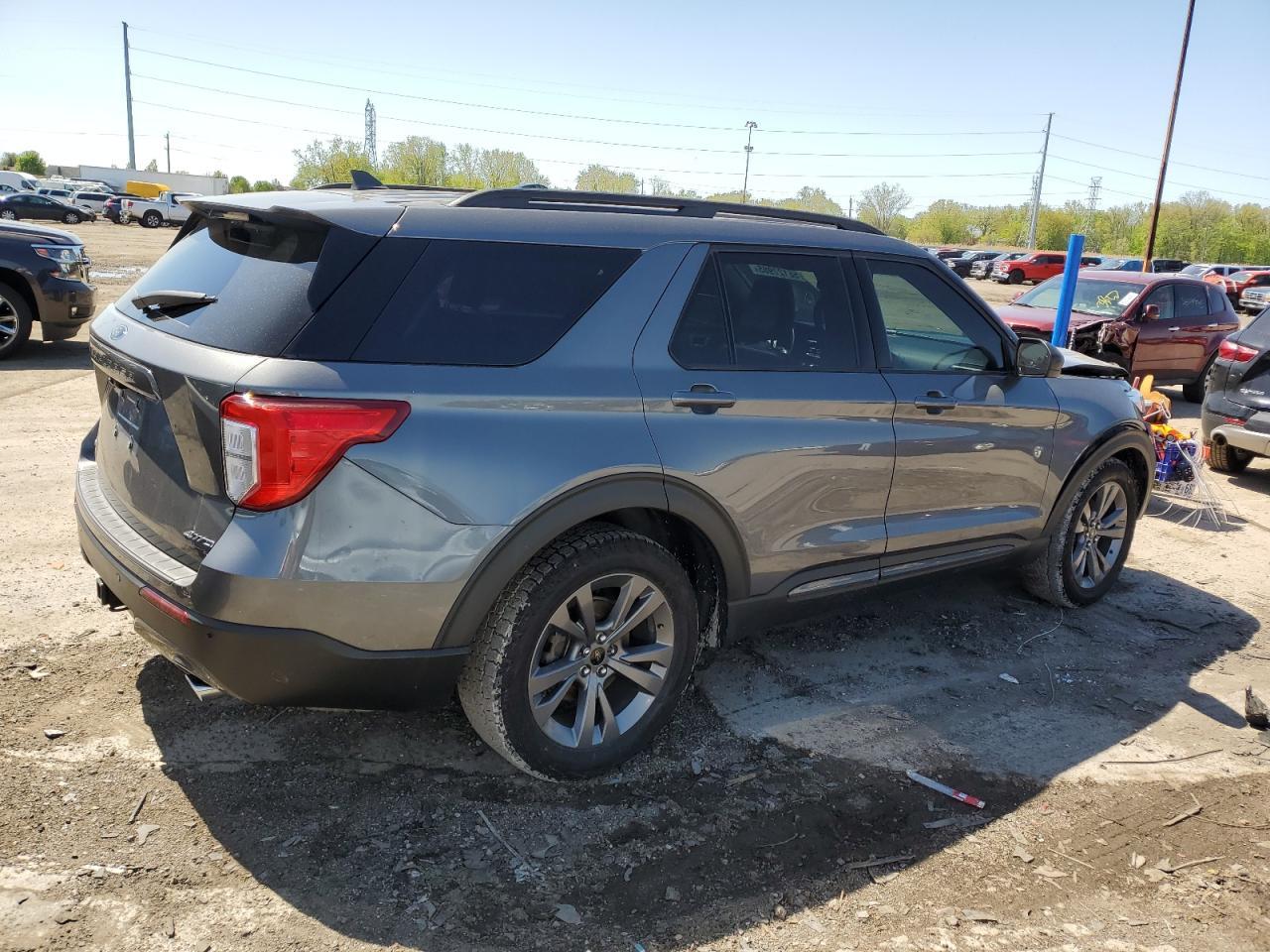 2021 Ford Explorer Xlt - Фото 3
