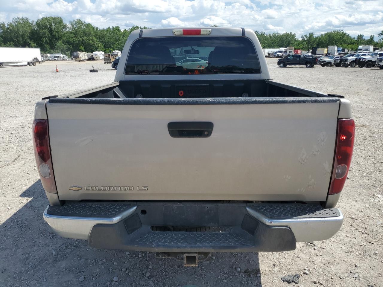 2004 Chevrolet Colorado - Фото 6