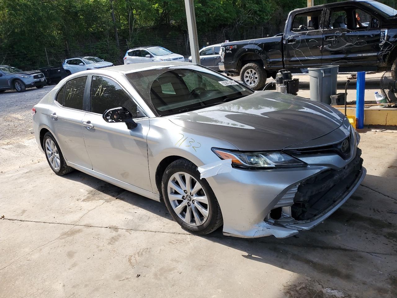 2018 Toyota Camry L - Image 4