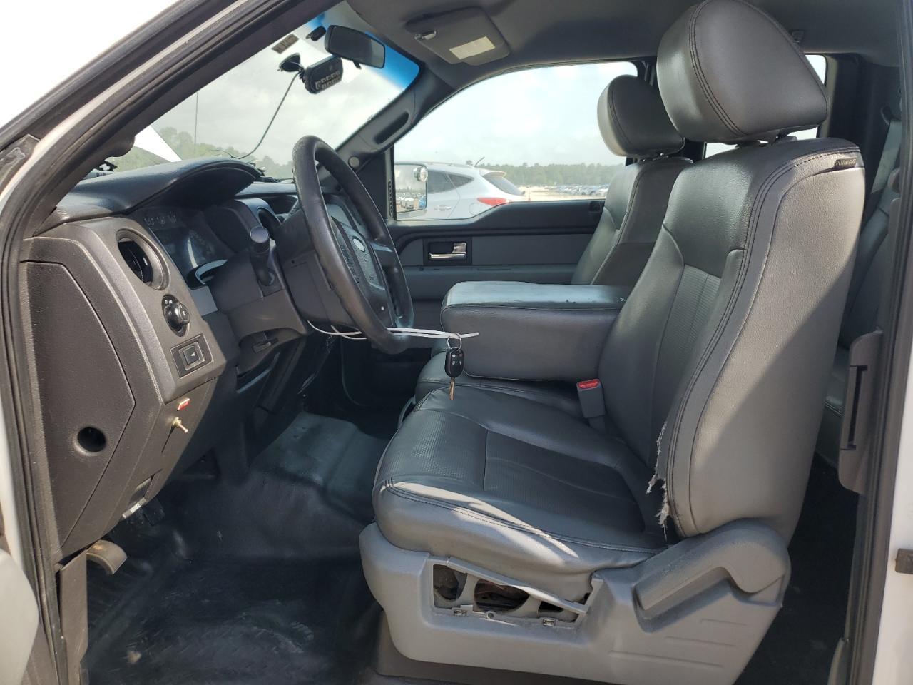 2013 Ford F150 Super Cab - Фото 7