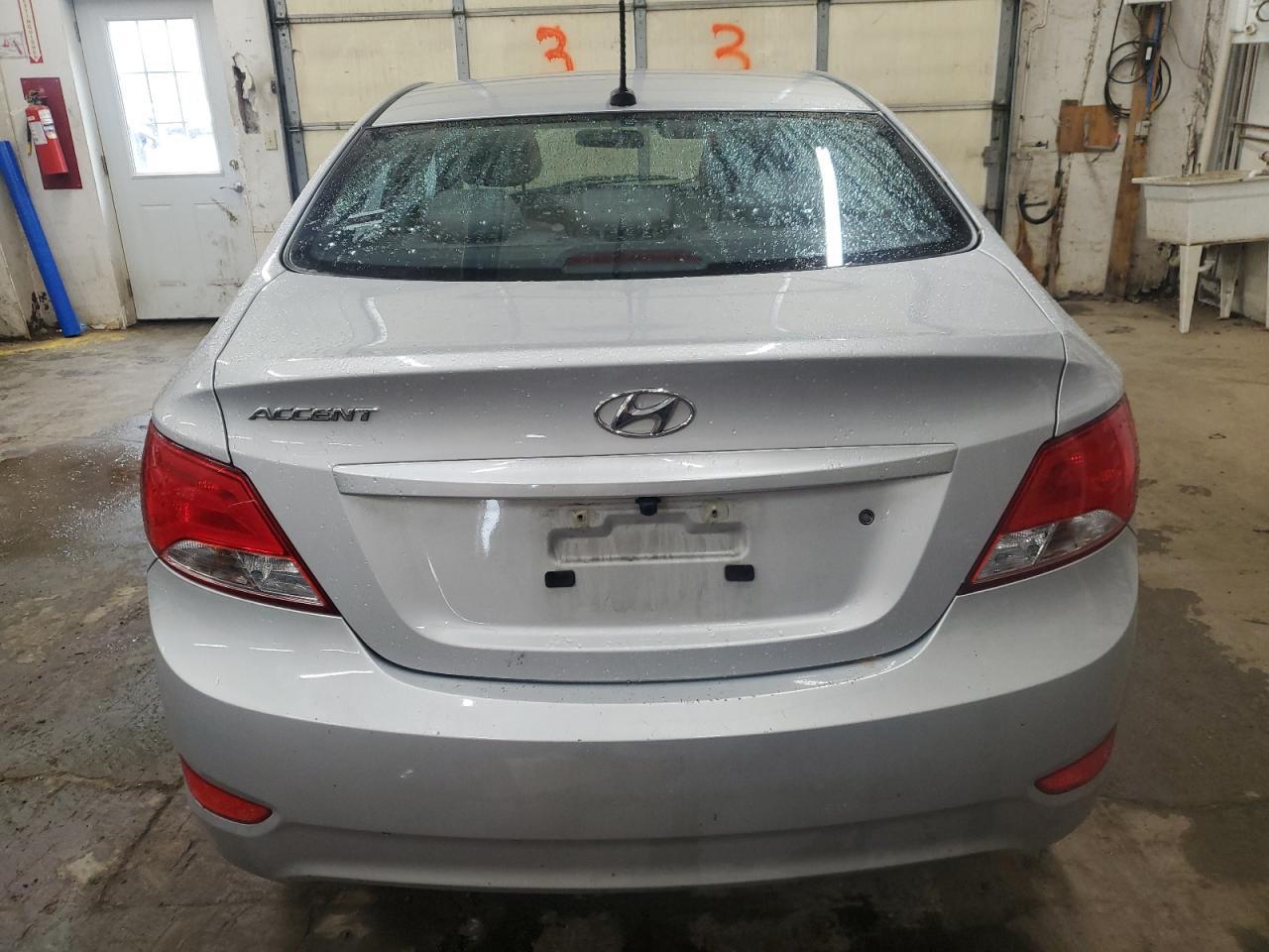 2016 Hyundai Accent Se - Image 6