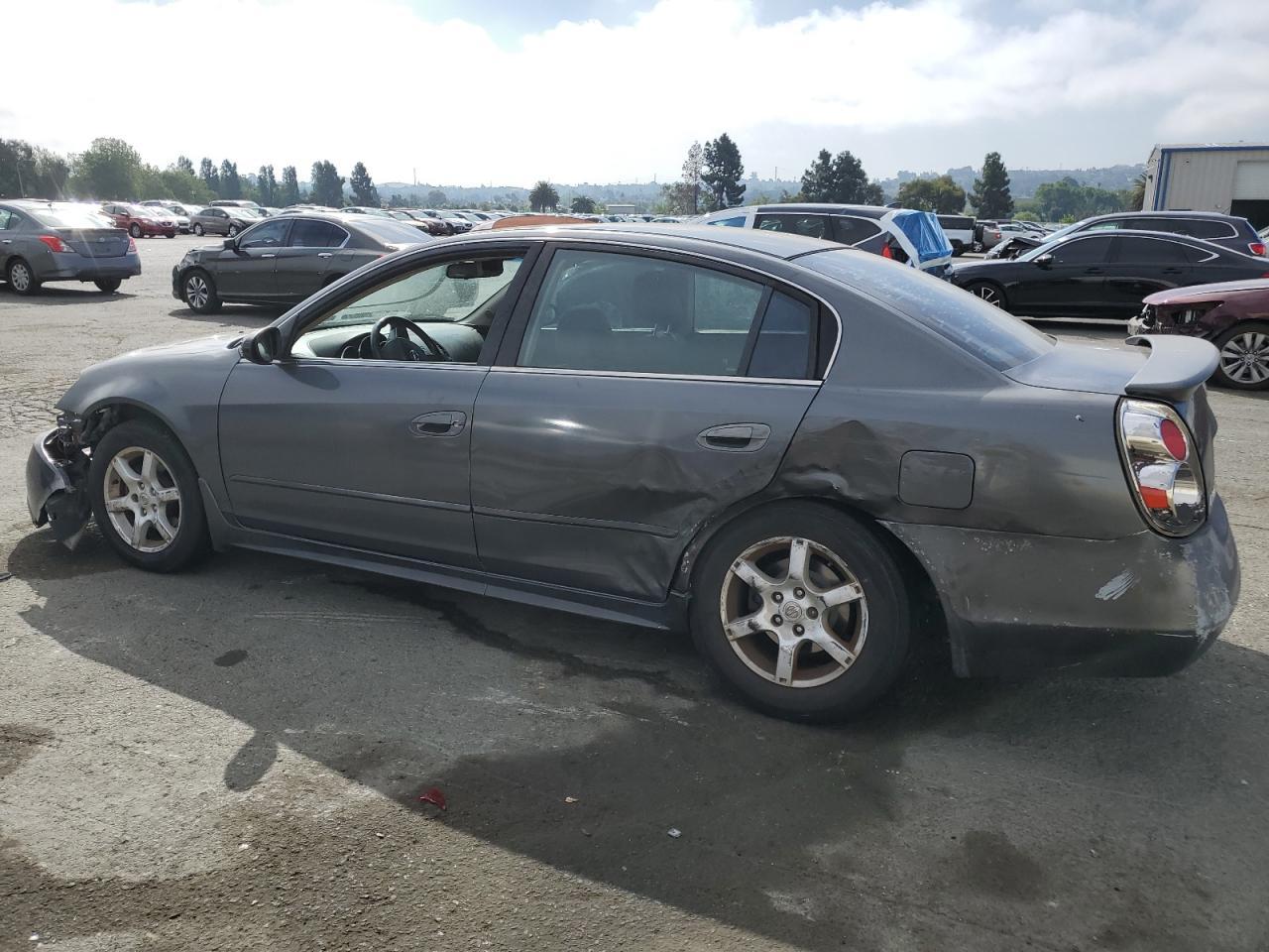 2006 Nissan Altima S - Image 2