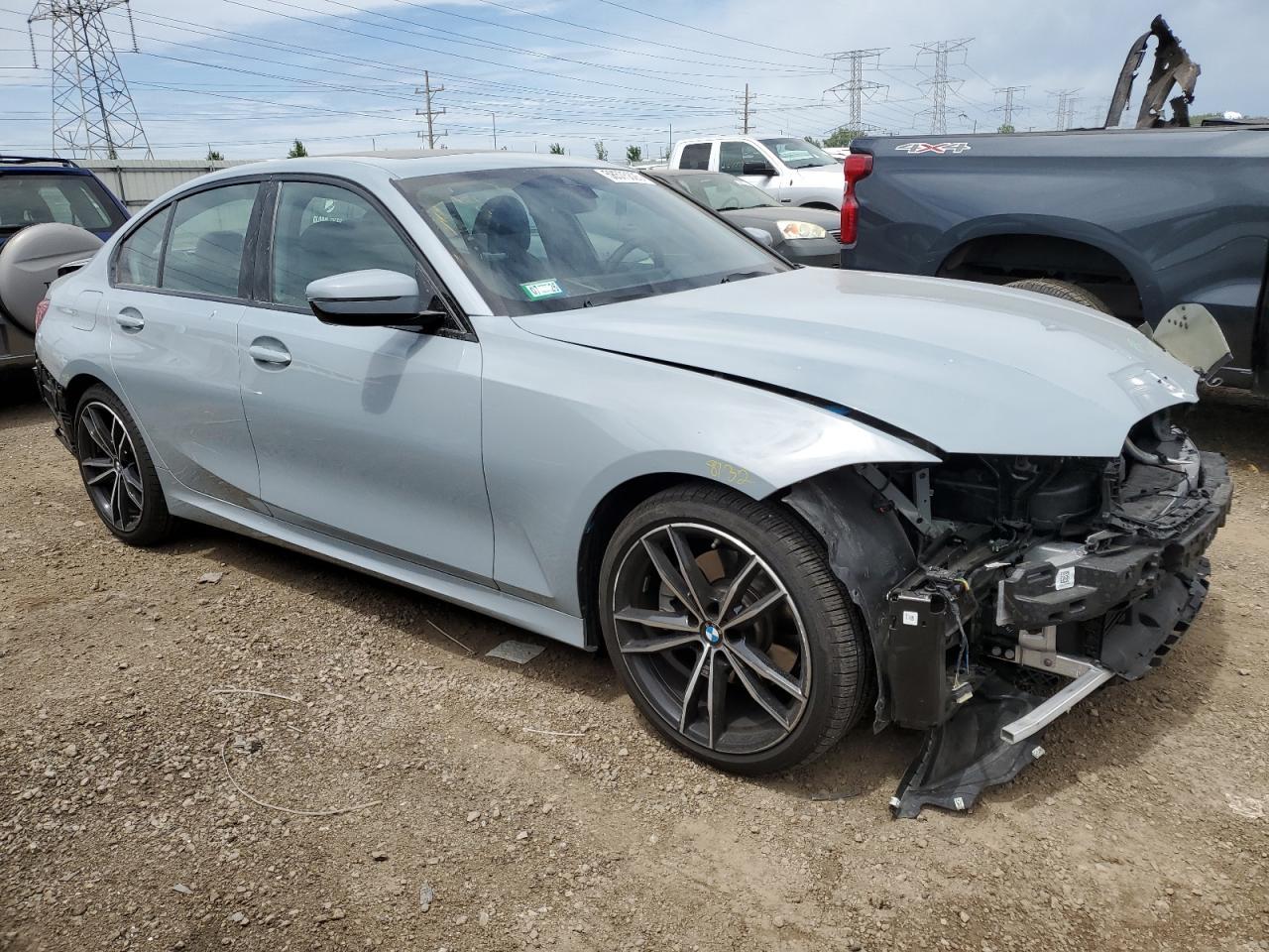 2023 BMW 330Xi - Фото 4