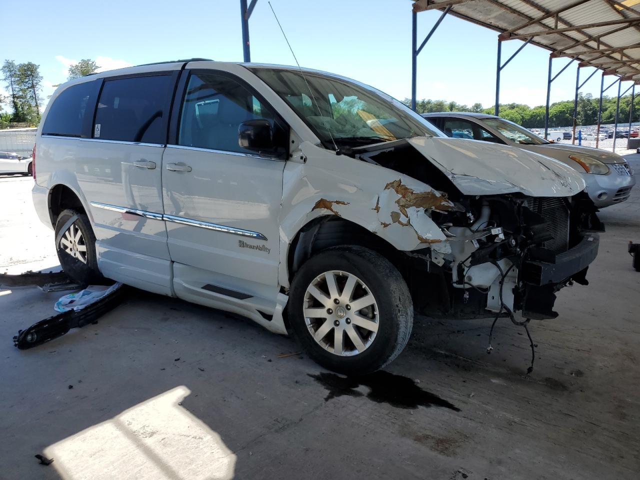 2015 Chrysler Town & Country Touring - Фото 4