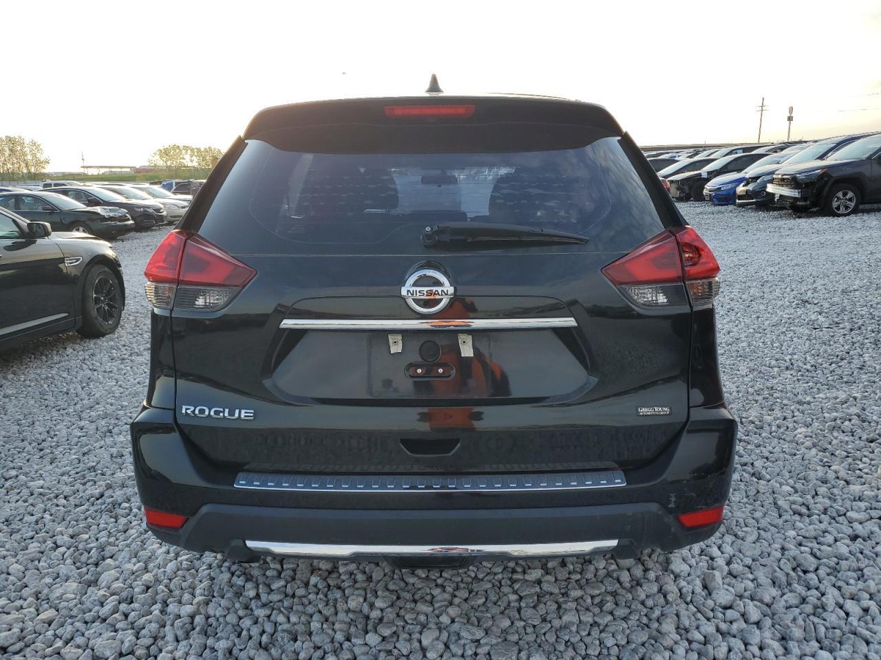 2018 Nissan Rogue S - Фото 6