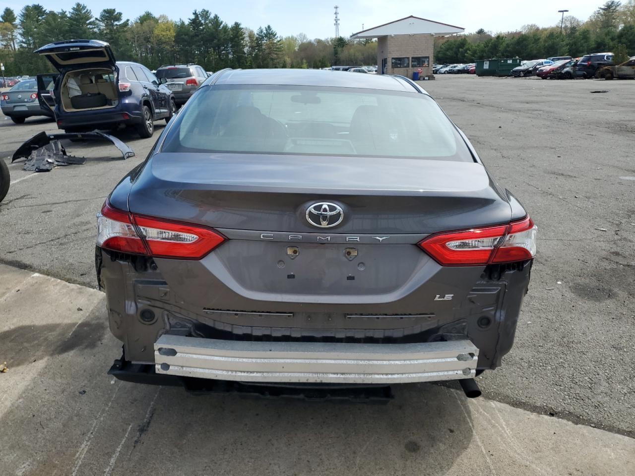 2018 Toyota Camry L - Фото 6