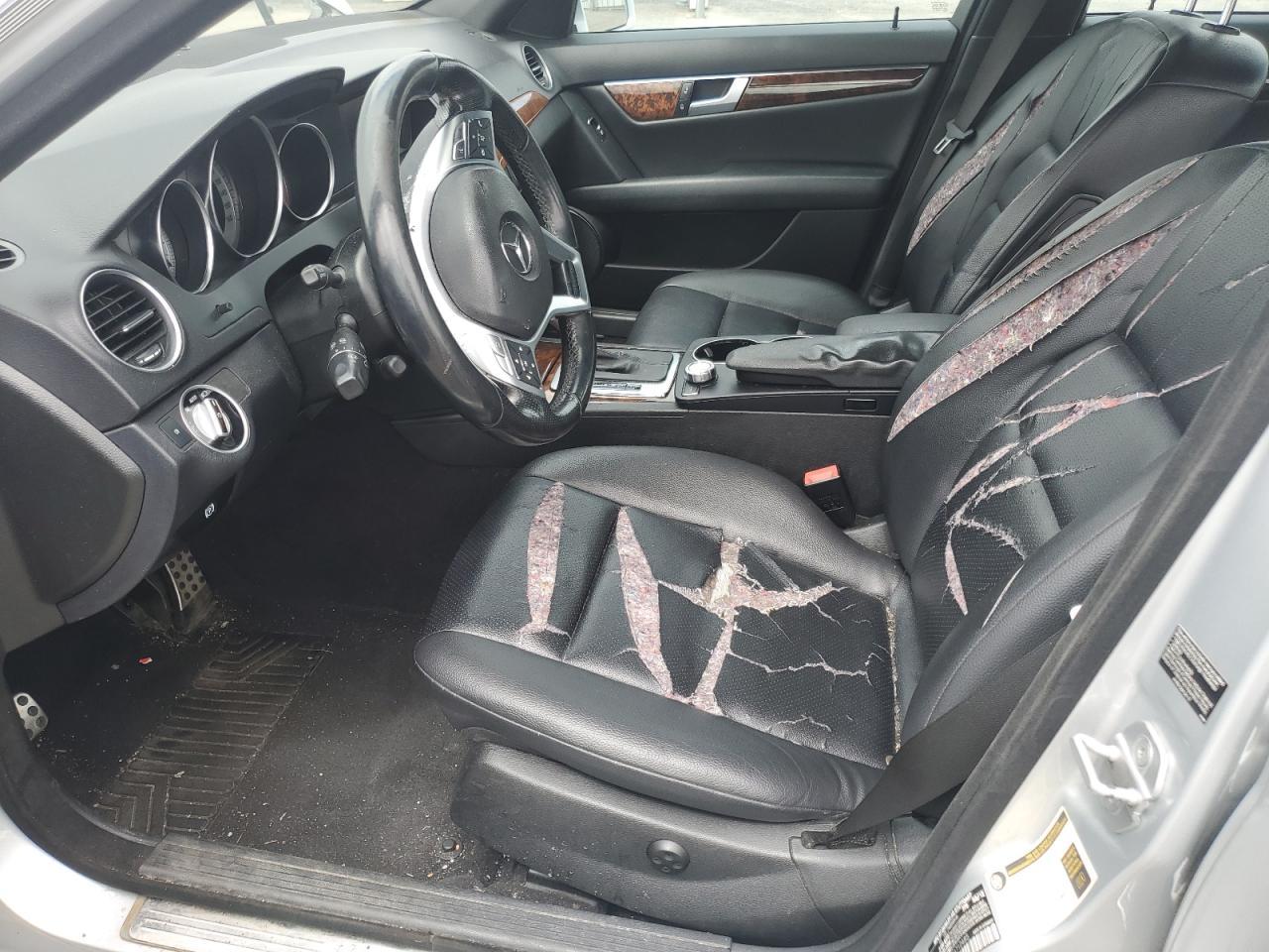 2012 Mercedes-Benz C 300 4Matic - Фото 7