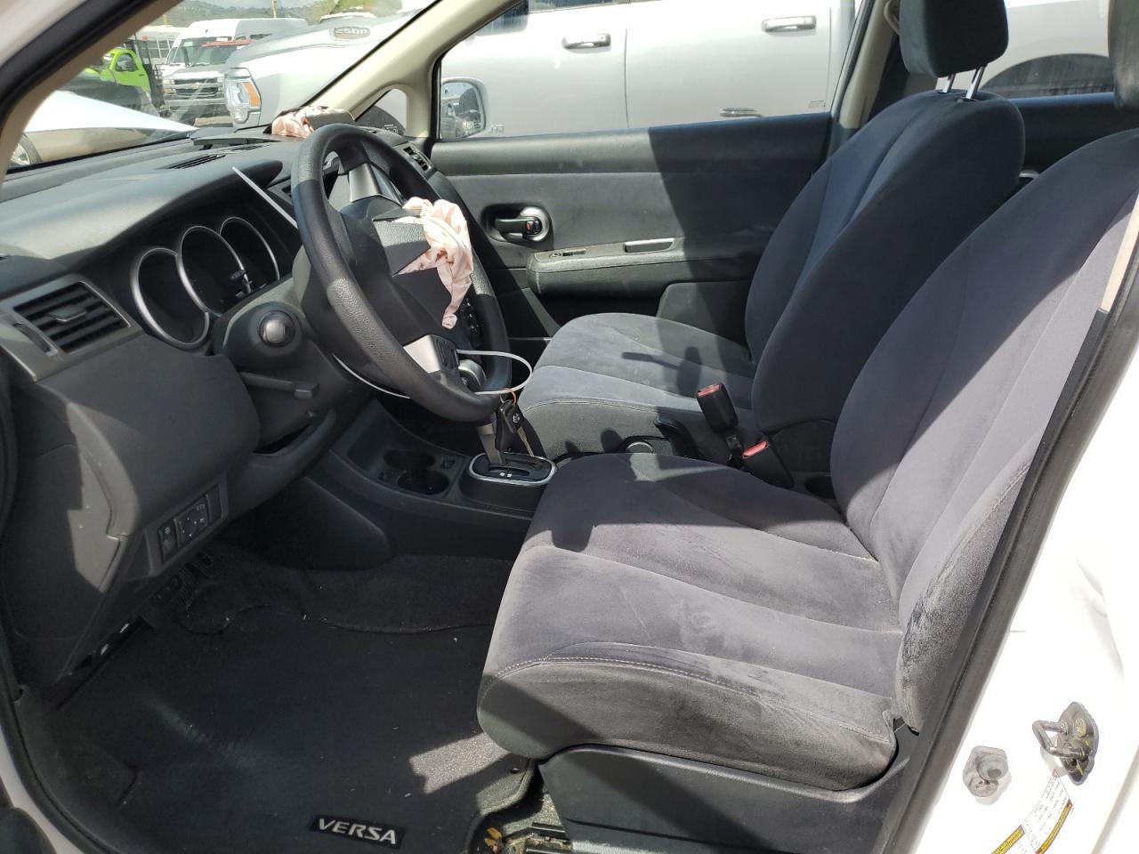 2009 Nissan Versa S - Фото 7