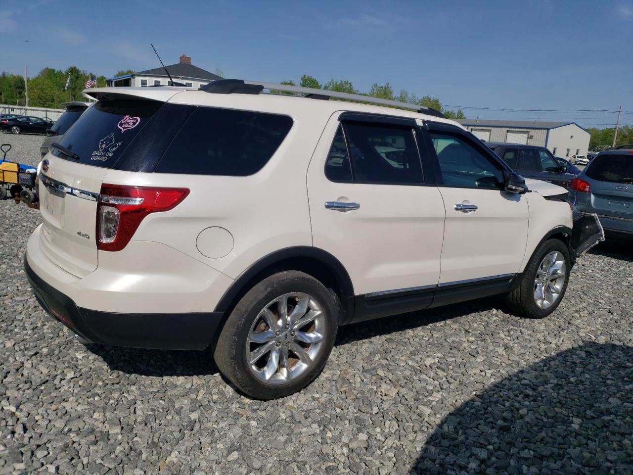 2015 Ford Explorer Xlt - Image 3