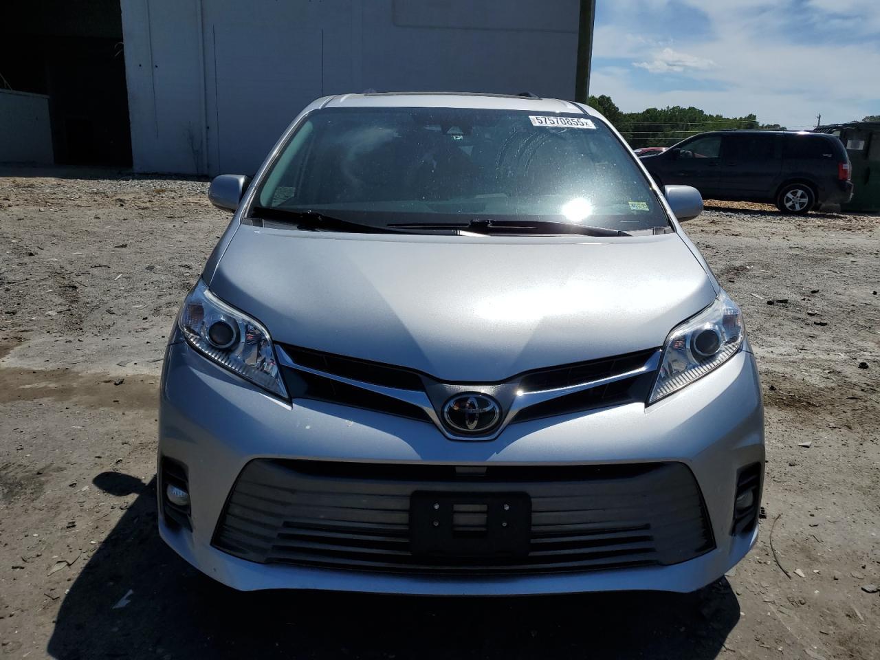 2020 Toyota Sienna Xle 8-Passenger - Фото 5