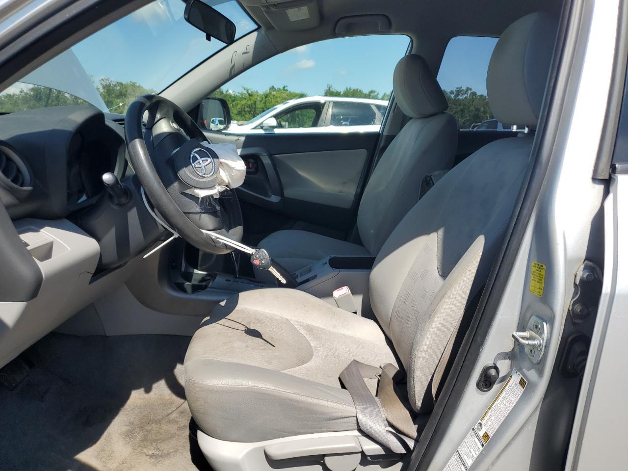 2010 Toyota Rav4 - Фото 7