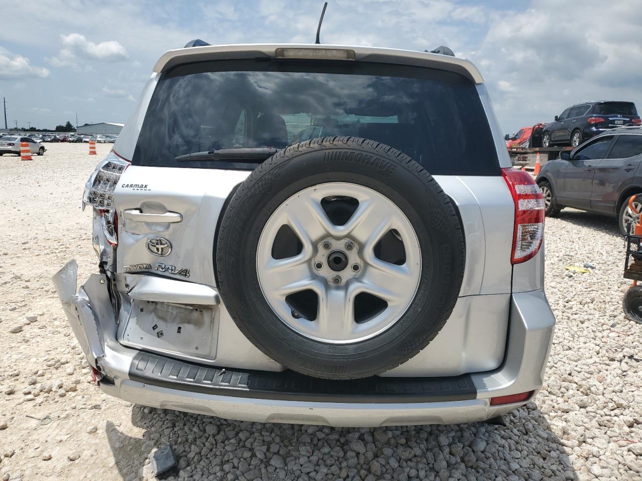 2010 Toyota Rav4 - Фото 6