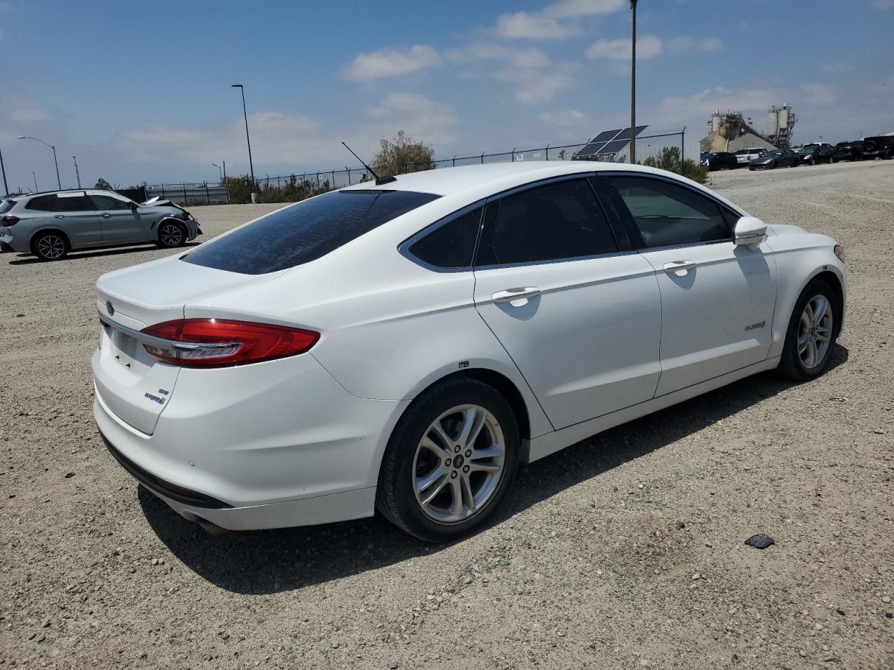 2018 Ford Fusion Se Hybrid - Image 3
