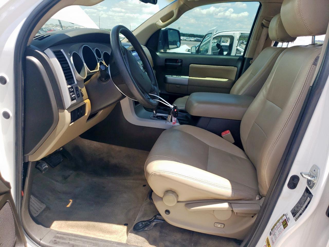 2008 Toyota Sequoia Sr5 - Image 7