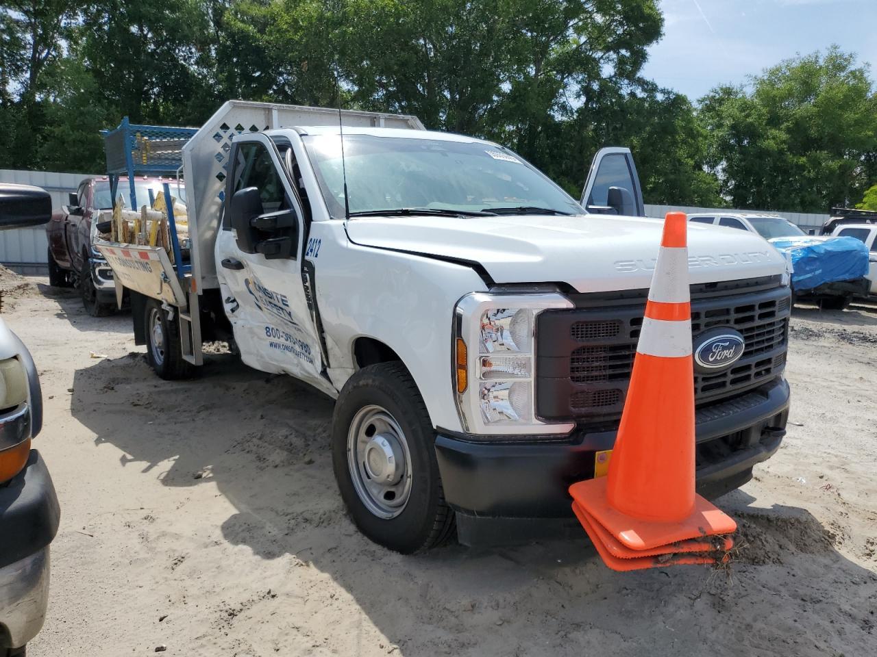 2024 Ford F250 Super Duty - Фото 4