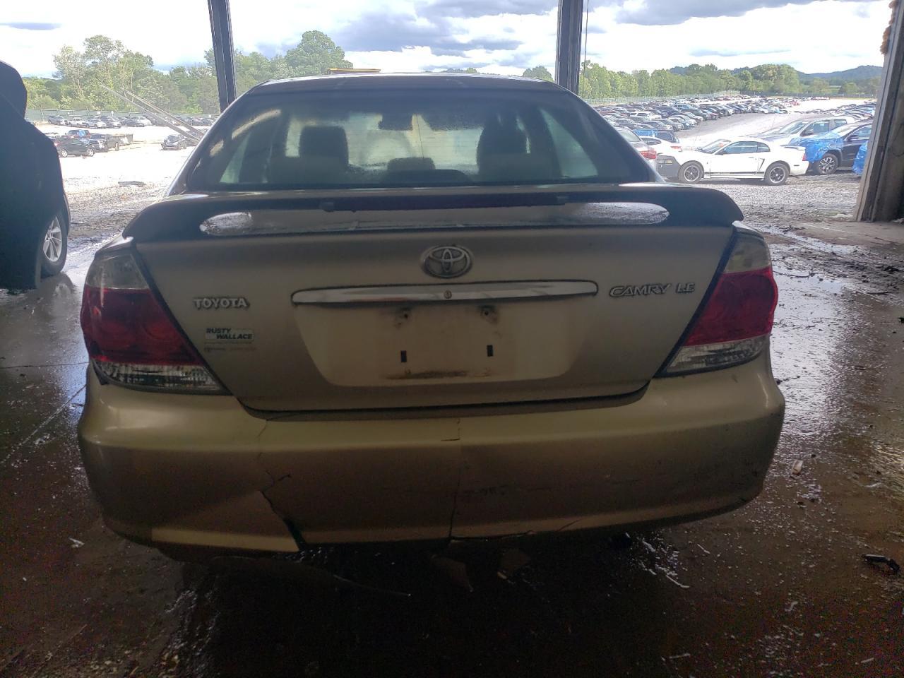2005 Toyota Camry Le - Image 6
