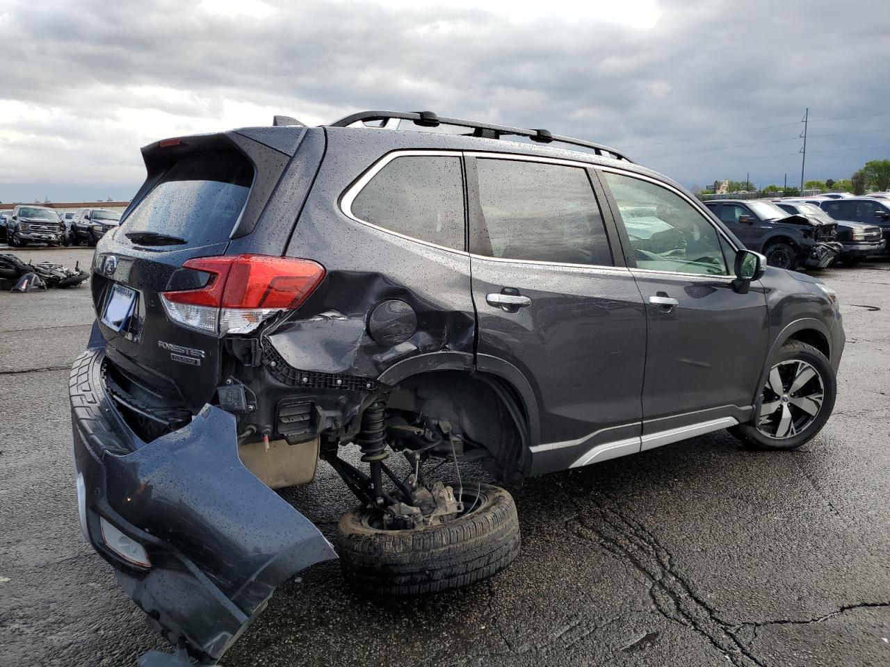 2019 Subaru Forester Touring - Image 3
