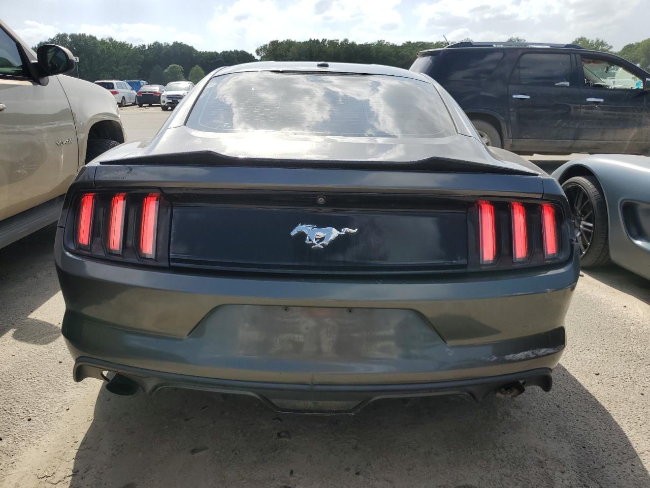 2016 Ford Mustang - Image 6