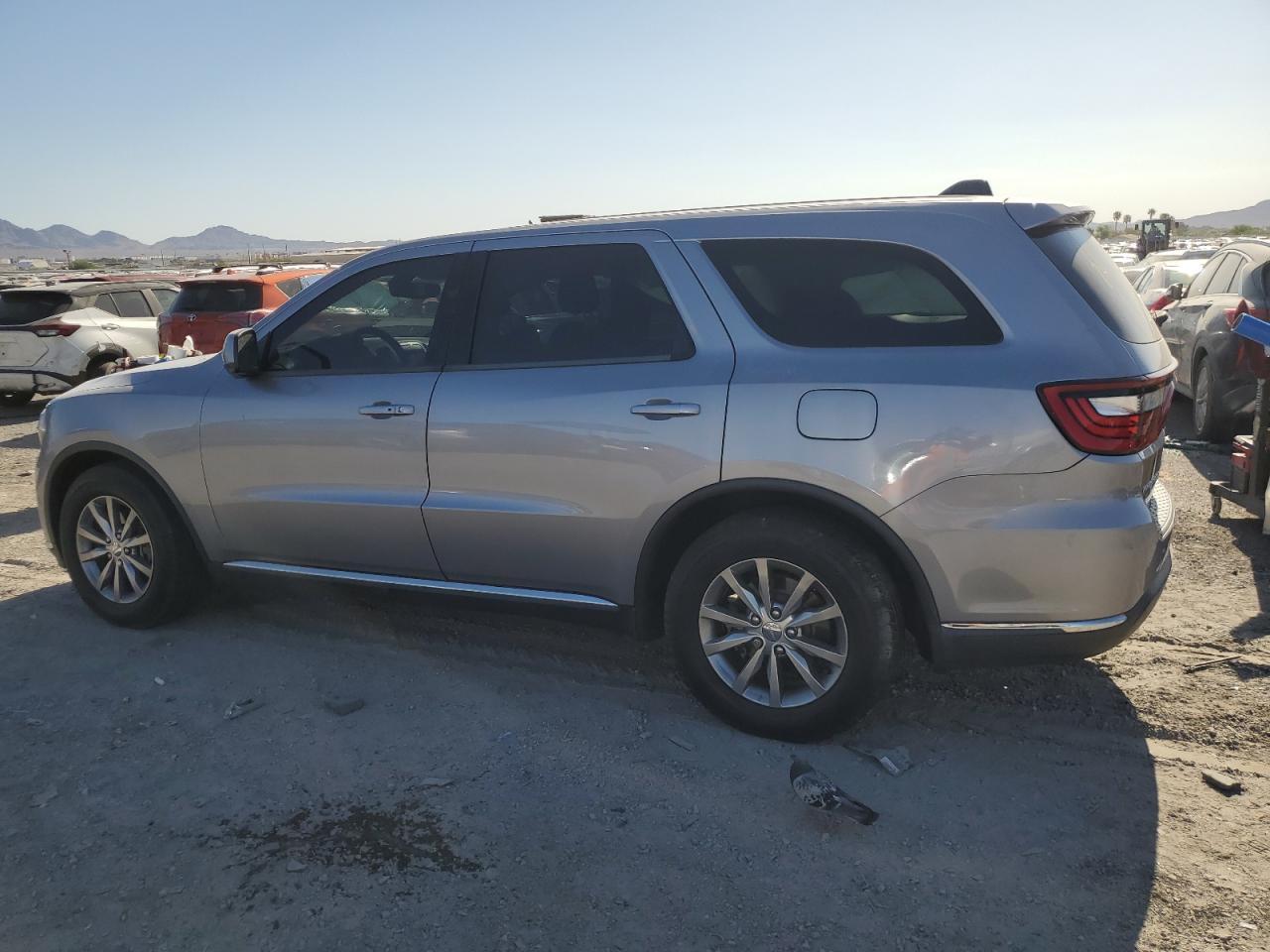 2017 Dodge Durango Sxt - Фото 2