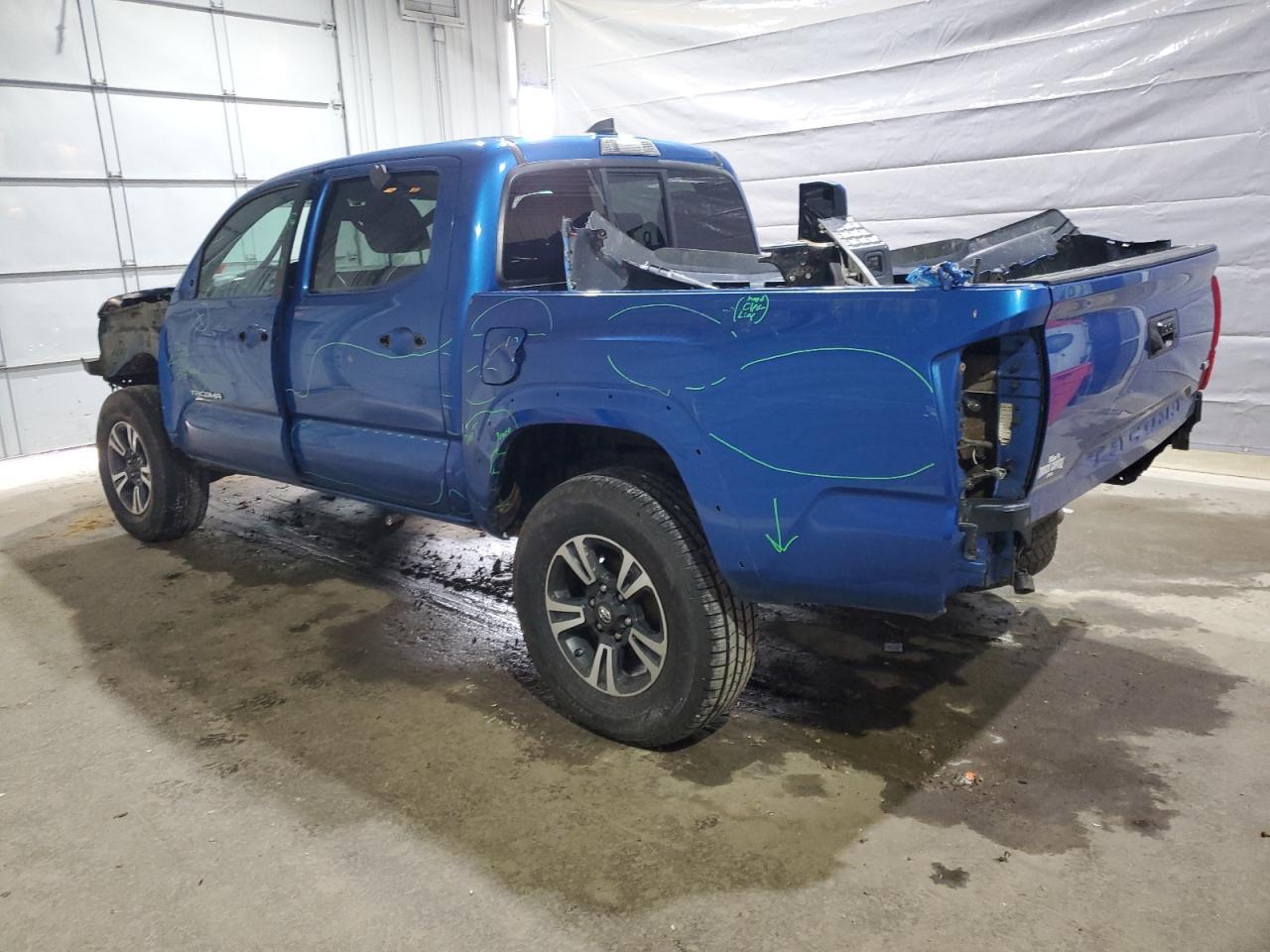 2016 Toyota Tacoma Double Cab - Фото 2