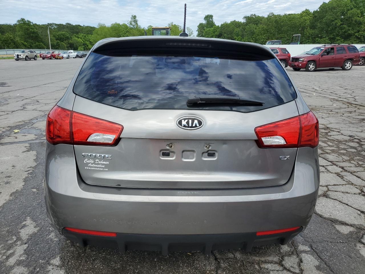 2013 Kia Forte Ex - Image 6