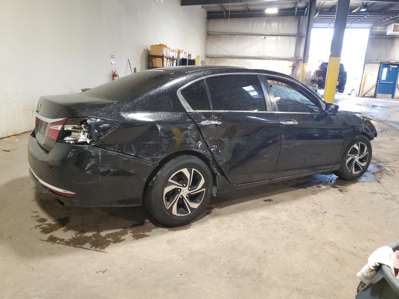 2017 Honda Accord Lx - Фото 3