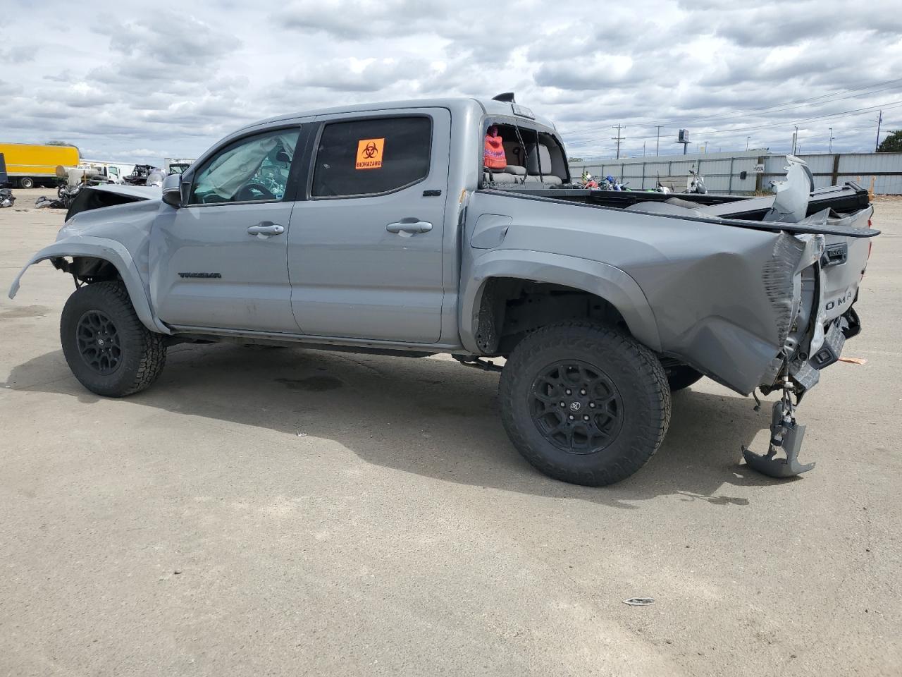 2020 Toyota Tacoma Double Cab - Image 2