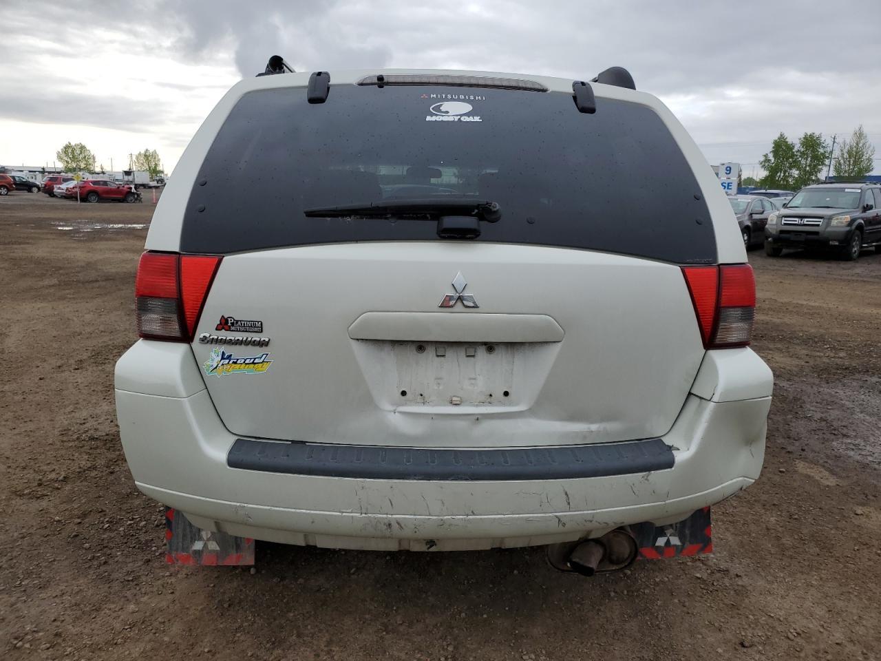 2007 Mitsubishi Endeavor Se - Image 6