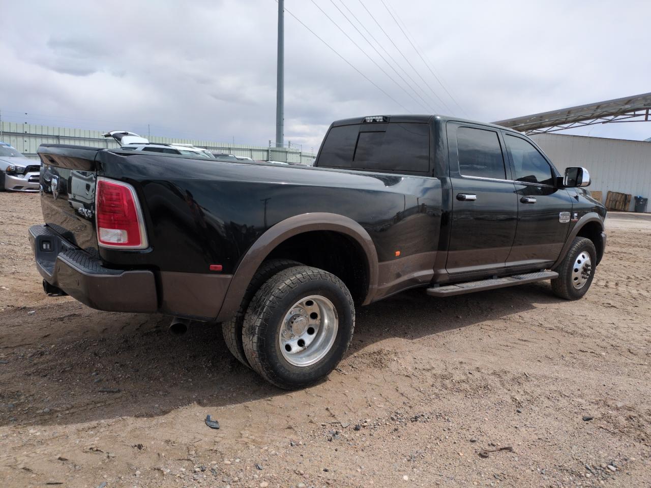 2017 Ram 3500 Longhorn - Image 3