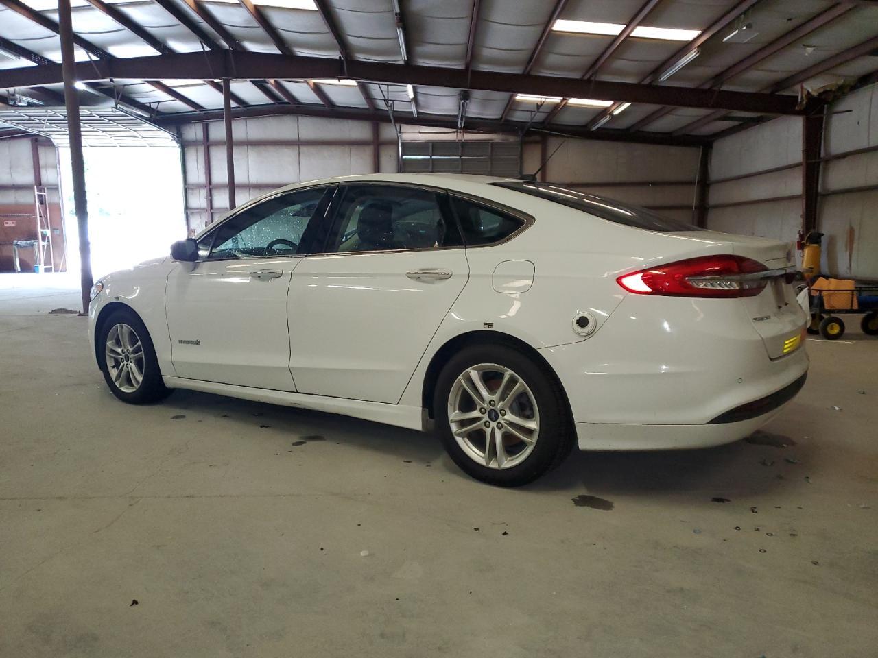 2018 Ford Fusion Se Hybrid - Image 2