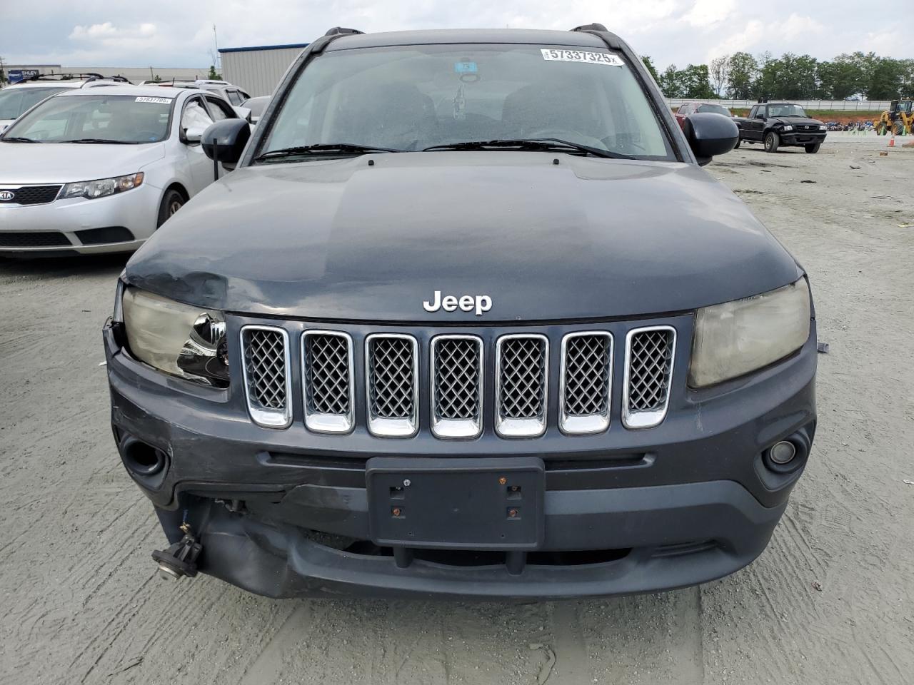 2014 Jeep Compass Latitude - Image 5