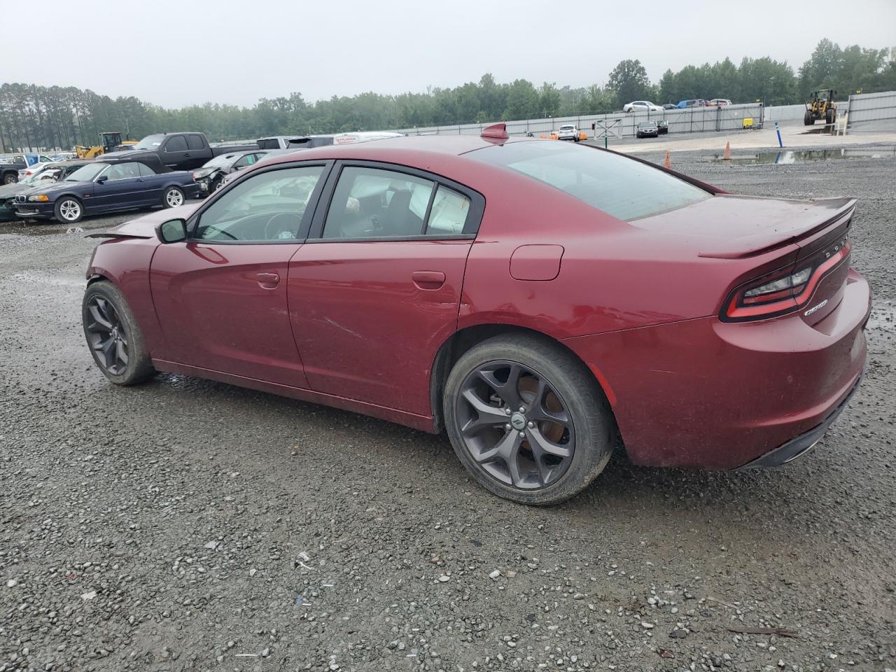 2019 Dodge Charger Sxt - Image 2