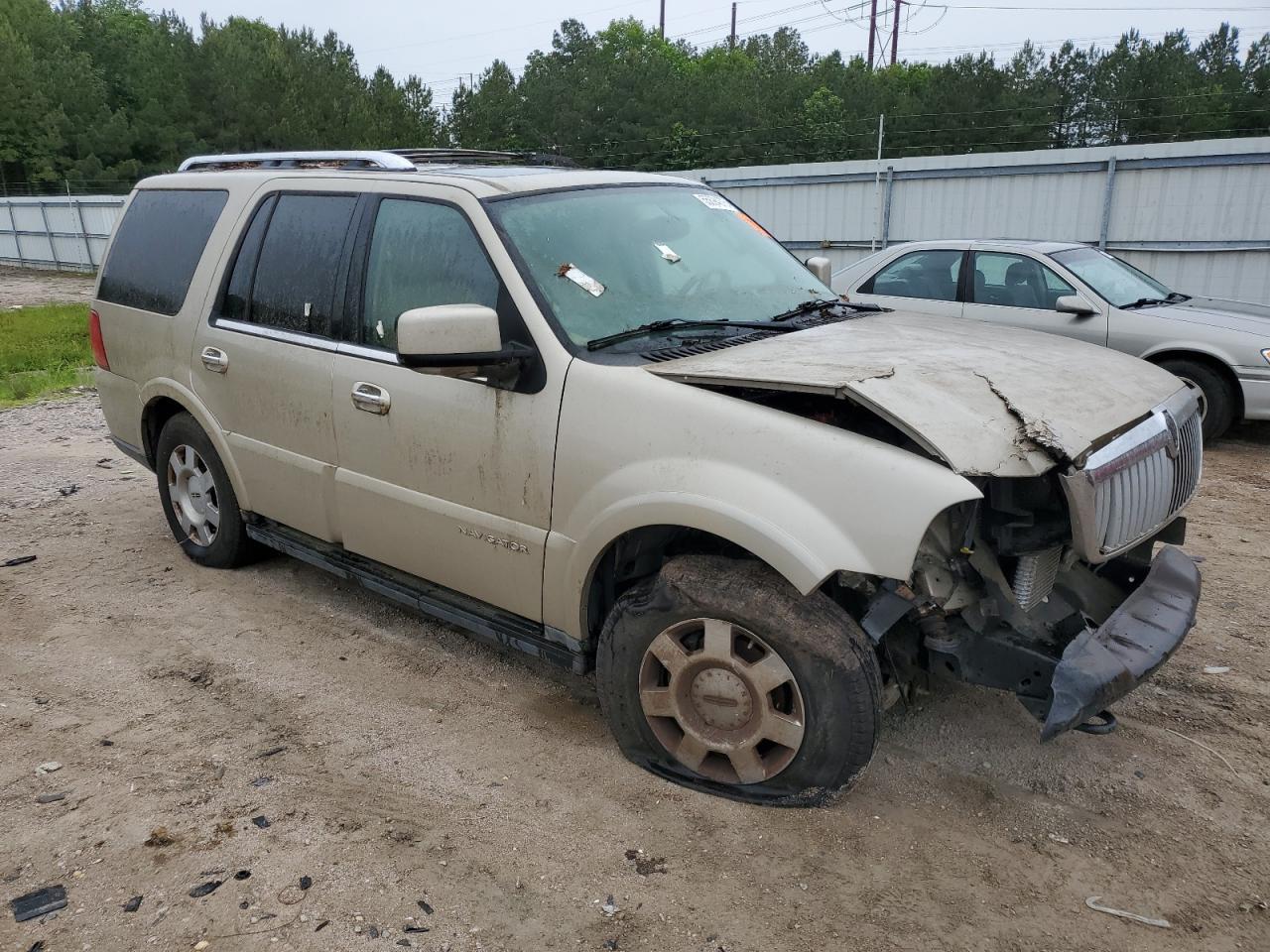 2005 Lincoln Navigator - Фото 4