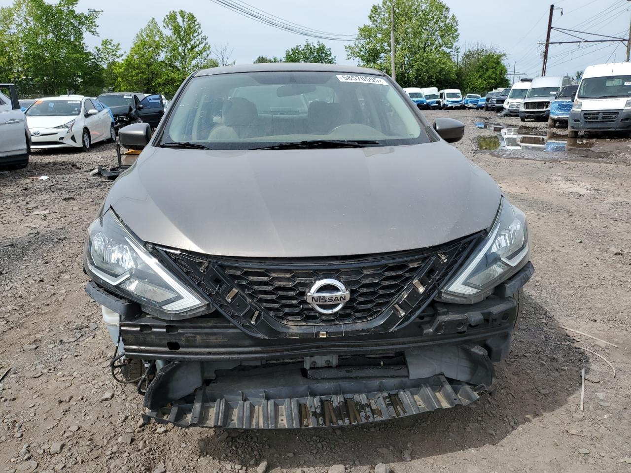 2016 Nissan Sentra S - Image 5