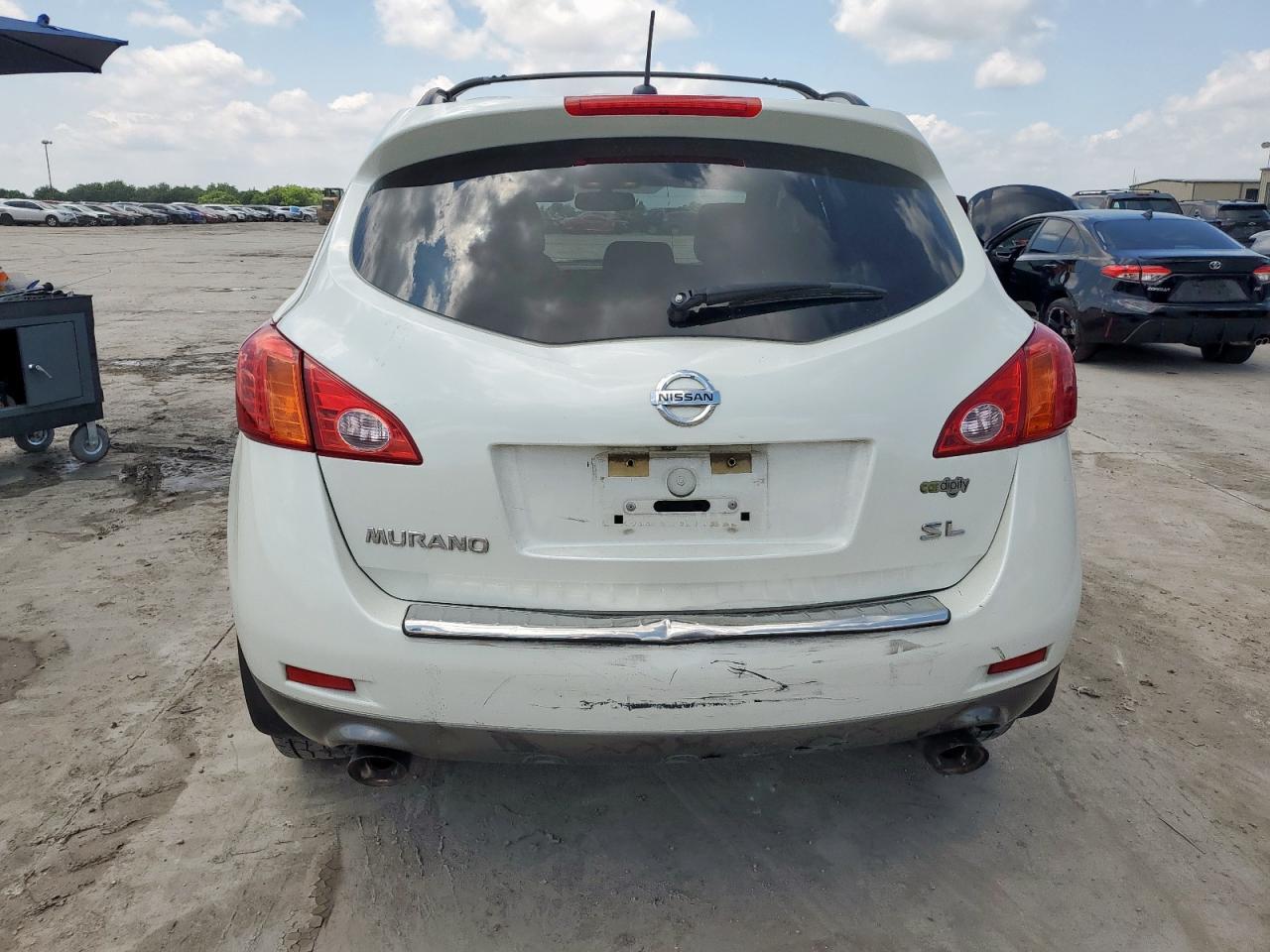 2010 Nissan Murano S - Фото 6