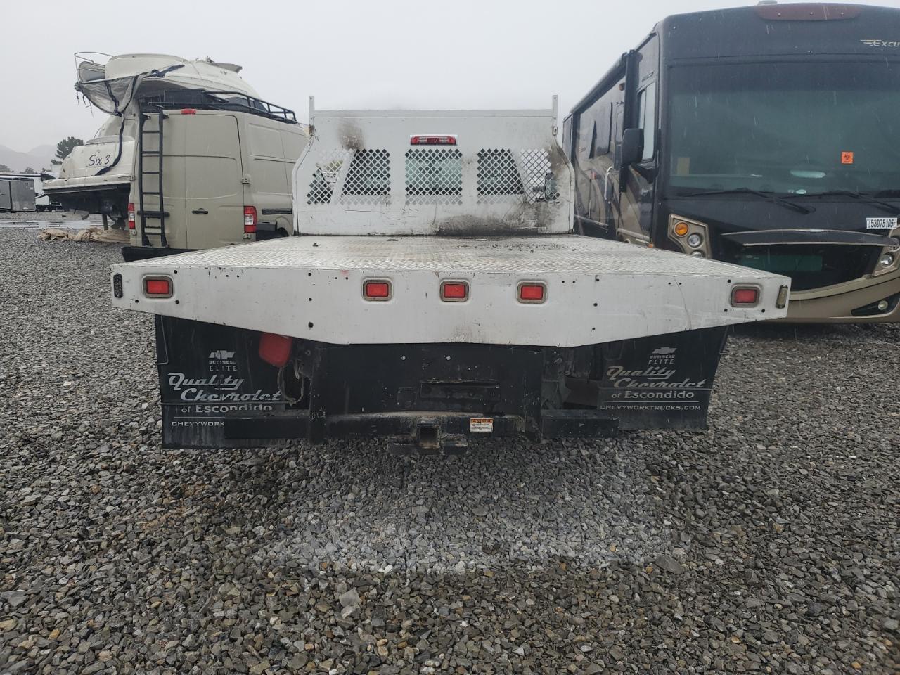 2015 Chevrolet Silverado C3500 - Фото 6