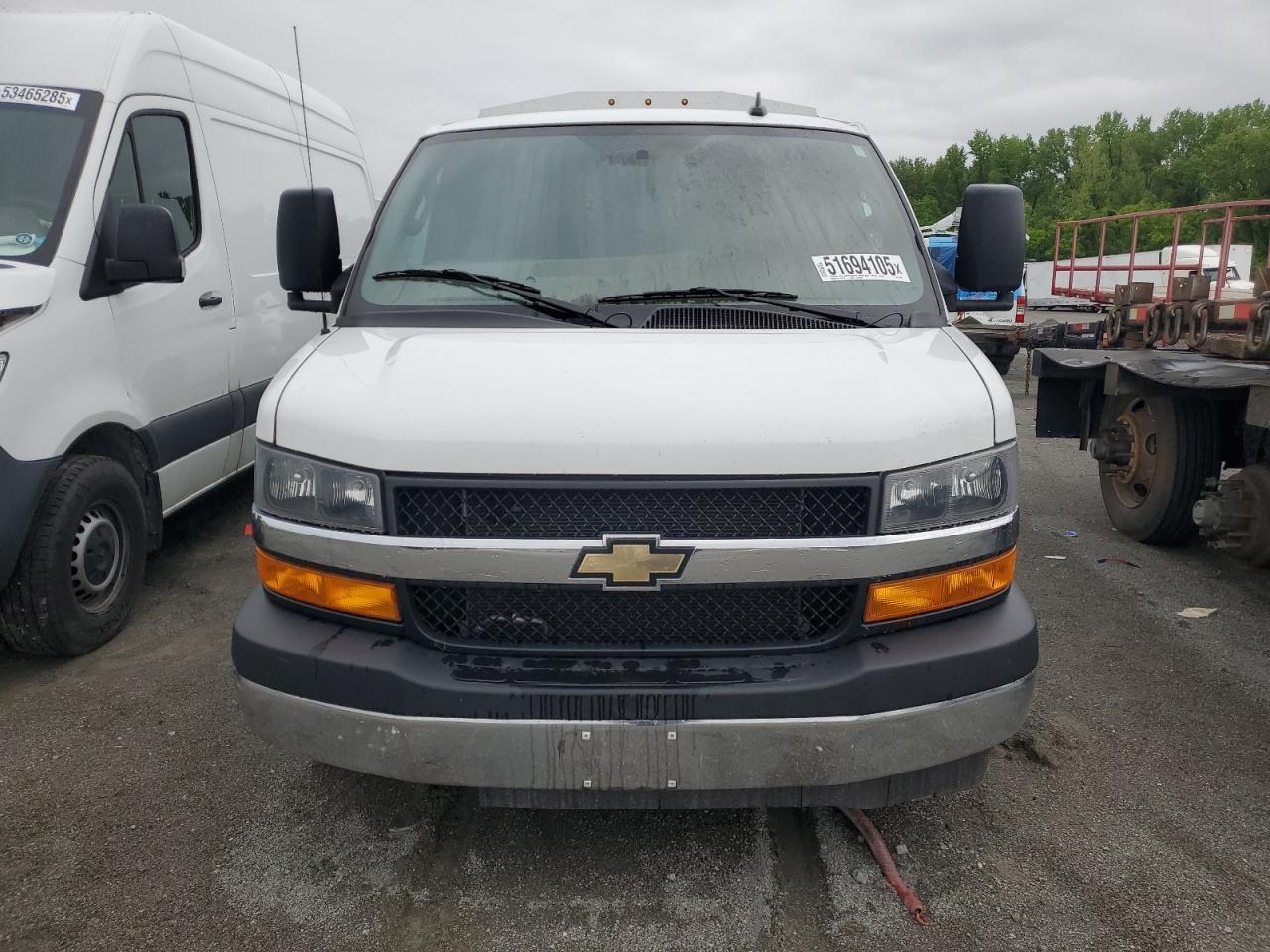 2022 Chevrolet Express G3500 - Image 5