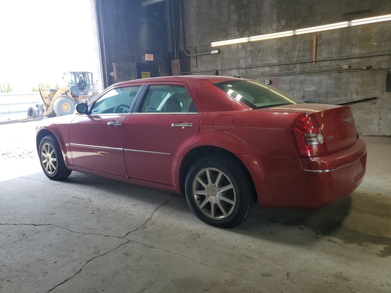 2008 Chrysler 300 Touring - Image 2